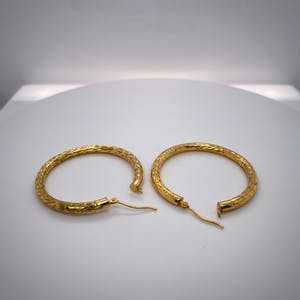 9kt gouden oorringen, 35mm , 2,02gr kopen? Bied vanaf 50!