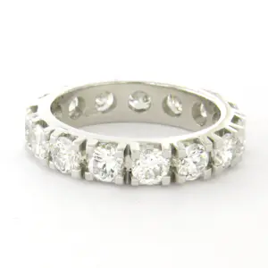18k gouden eternity ring met briljant geslepen diamant tot. 3.50ct – F/G – VS/SI kopen? Bied vanaf 4600!