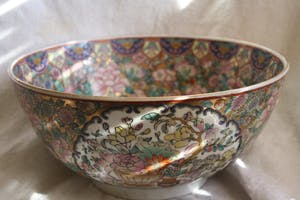 Niet of onleesbaar gesigneerd - Fam Rose Kom kopen? Bied vanaf 1!