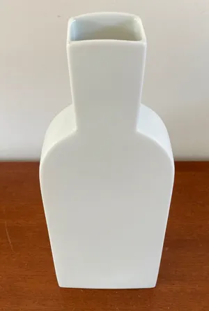 Rosamunde Nairac - Twee porseleinen design vazen voor Rosenthal kopen? Bied vanaf 80!