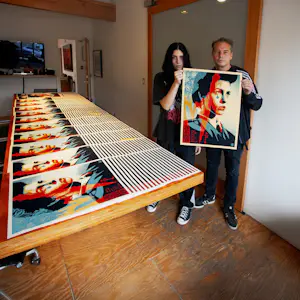 Nadya Tolokonnikova - i.s.m. Shepard Fairey (OBEY) - God Save Abortion kopen? Bied vanaf 250!