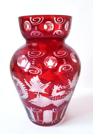 Friedrich Egermann - Ruby Red Vase kopen? Bied vanaf 20!