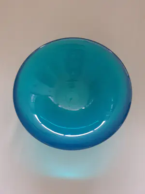 Vincent de Rijk - Azure blauw epoxy kom/ schaal van Vincent de Rijk voor RiRa. kopen? Bied vanaf 350!