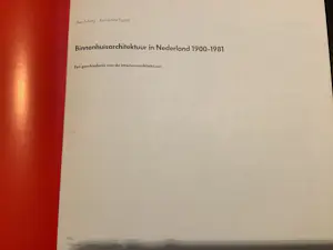 Diverse kunstenaars - Binnenhuisarchitectuur in Nederland 1900-1981 kopen? Bied vanaf 30!