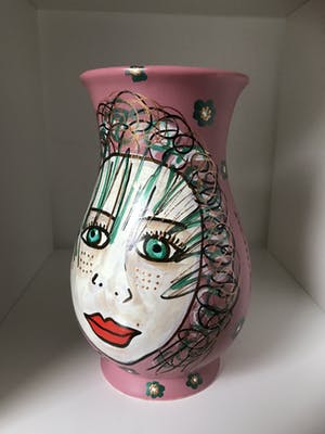 Marianne Bey - Pink Woman kopen? Bied vanaf 25!