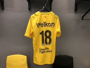 Curiosa - Swim to Fight Cancer wedstrijdshirt - Yassine Azzagari kopen? Bied vanaf 50!