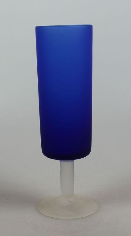 Carlo Moretti - Carlo Moretti donkerblauw glas op voet, satijnglas kopen? Bied vanaf 1!