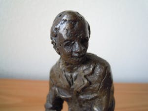 Jaap Hartman - Zwaar massief bronzen beeldje in opdracht gemaakt. kopen? Bied vanaf 45!