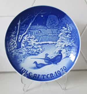 Bing en Grondahl - Porseleinen kerstbord 1970 - Jule Aften verkocht voor € 18!