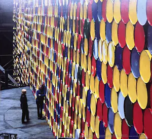 Christo - "The Wall" - 13000 oil barrels - Offset prent - 1999 kopen? Bied vanaf 45!