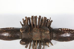 Bakongo - Nkisi-beeld/ Twee-koppige hond van hout, glas en spijkers kopen? Bied vanaf 1!