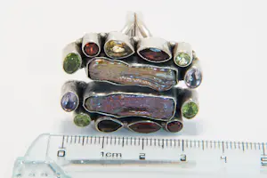 10- Robuuste sterling zilveren "brutalist" ring mt diverse multi-cut kleurstenen kopen? Bied vanaf 46!
