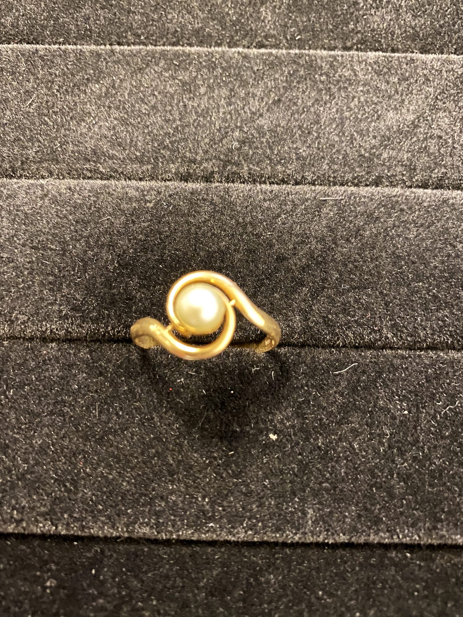 Rose Gouden Slagring met parel verkocht voor € 130!