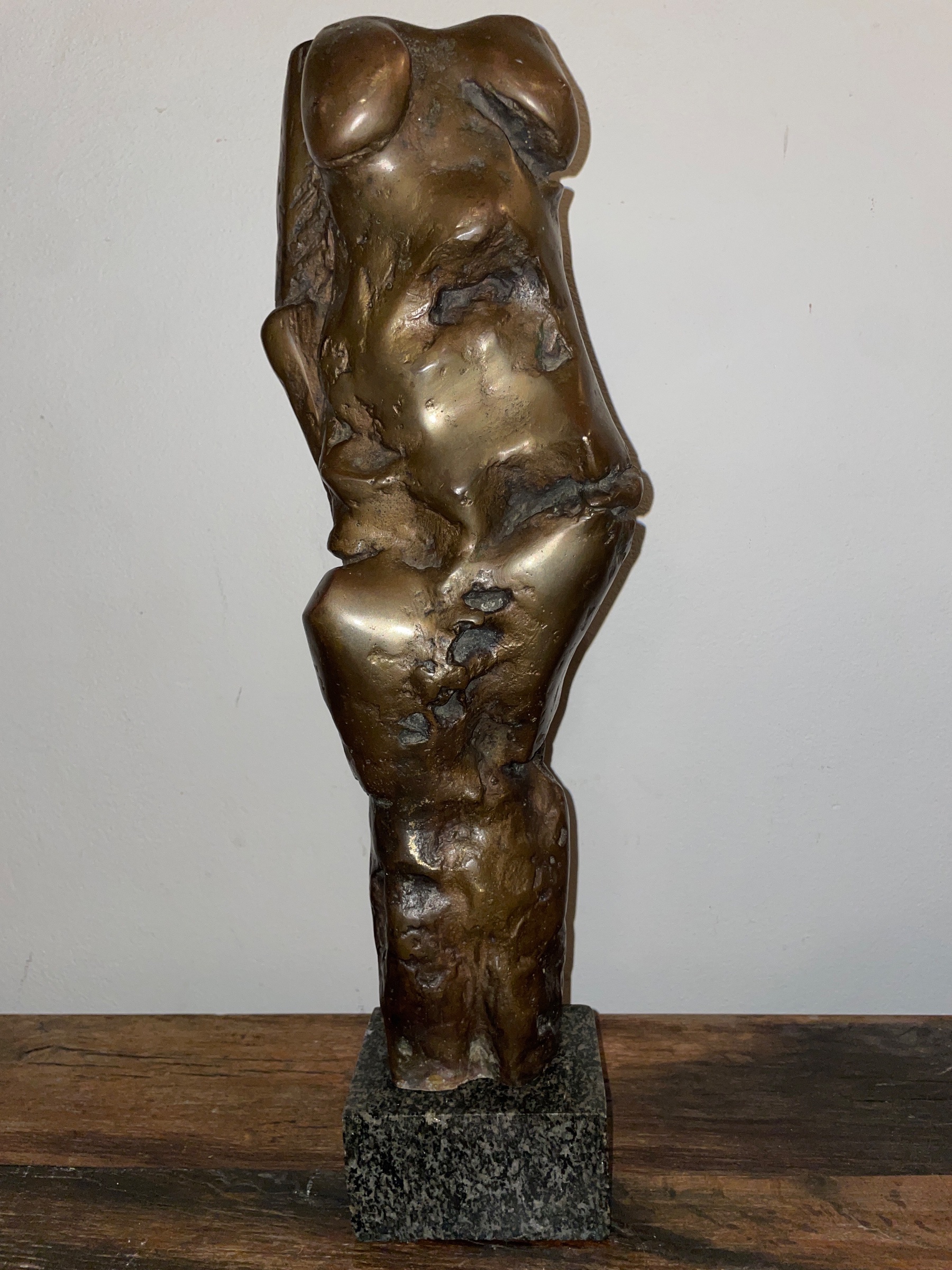 AcheterValentin Starchev - Abstract brons sculptuur? Enchérissez de 100!