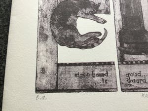 Karin Campfens - Eigen haard is goud waard, Litho, handgesigneerd en gedateerd met potlood kopen? Bied vanaf 20!