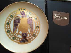 Niet of onleesbaar gesigneerd - Morbelli Goudsmid Colleciet Italiaans Bord in Doos 19 cm verkocht voor € 1!