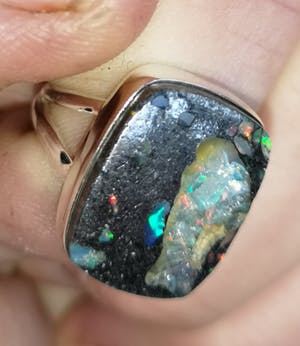 Niet of onleesbaar gesigneerd - Zilveren ring met Ethiopische opaal kopen? Bied vanaf 10!