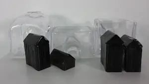 Bibi Smit - / Novy Bor, Drie glasobjecten (huisjes) kopen? Bied vanaf 100!