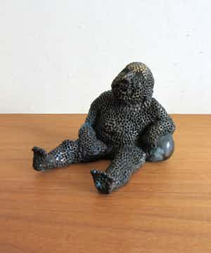 Carolein Smit - Bronzen beeldje zittende baby verkocht voor € 250!