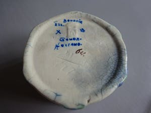 Plateelbakkerij Zuid-Holland - Inktpotje Boudoir- gekleurde ribben- pasteltinten kopen? Bied vanaf 15!