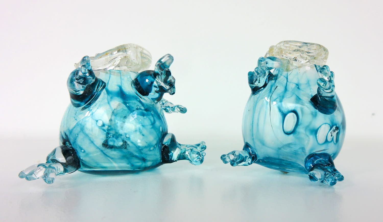 Yvon Trossèl - Twee glazen blauwe muisjes kopen? Bied vanaf 100!