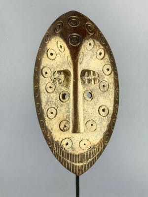 Lega - 200627 - Tribal used African Lega Bwami mask - Congo. kopen? Bied vanaf 35!