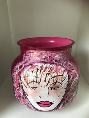 Marianne Bey - Pink Woman kopen? Bied vanaf 30!