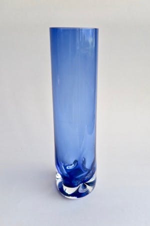 Elme Glasbruk - Zweedse Vaas - Kristal - Koningsblauw transparant - bijzonder design kopen? Bied vanaf 1!