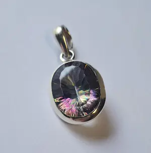 Nieuwe zilveren hanger met Mystic Topaas kopen? Bied vanaf 65!