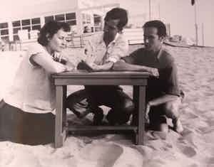 Constant - Henny Riemens foto Corneille, Nel Riemens Zandvoort COBRA 1949 verkocht voor € 50!