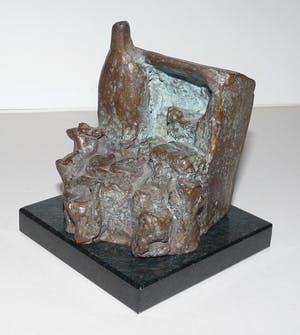 Brons (Onbekend) - Stilleven van mand met fles. Brons op granieten sokkel. kopen? Bied vanaf 59!