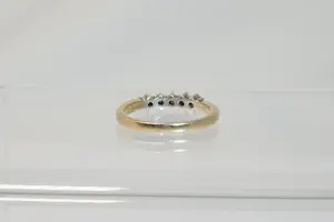37 - Beneden wettelijk bicolor goud gehalte diamanten rijring met ca 0.25 crt kopen? Bied vanaf 180!