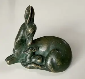 Brons (Onbekend) - Moederliefde kopen? Bied vanaf 110!