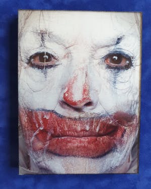 Erwin Olaf - Mieke - Gesigneerd - Genummerd HC XX/XX - 2001 kopen? Bied vanaf 495!