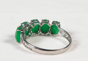 14K Goud - Armband, ring en hanger van witgoud met groene stenen kopen? Bied vanaf 150!
