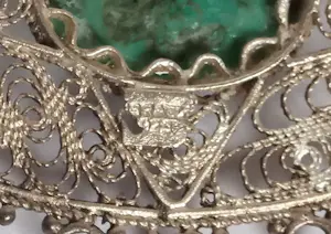 Sterling zilver filigrain collier met Eilat steen. 50er-60er jaren kopen? Bied vanaf 75!