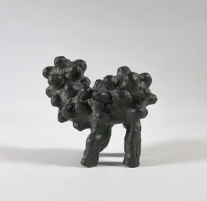 Christien Rijnsdorp - Twee dierfiguren van kunsthars, Lips & Bobbels kopen? Bied vanaf 1!