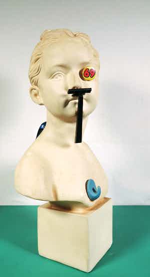 Reinier Lucassen - Assemblage met gipsen buste verkocht voor € 400!