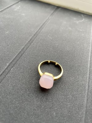 18kt gouden ring+rozenkwarts, maat 54,17,25, 5,58 gr kopen? Bied vanaf 300!