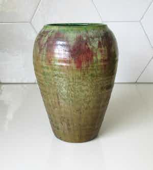 Aardewerkfabriek De Rijn N.V. - Art nouveau met prachtig stroomglazuur verkocht voor € 28!