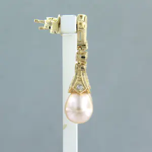 14k geel gouden oorhangers met parel en single cut geslepen diamant 0.34 ct kopen? Bied vanaf 375!