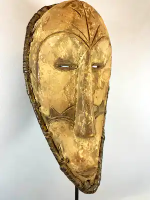 Eket - 220338 - African Mask from the EKET People - Liberia. verkocht voor € 45!