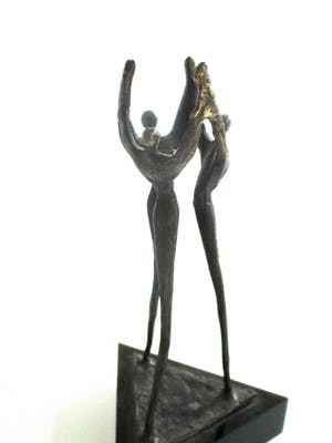 Corry Ammerlaan - Sculptuur "Samenwerking op niveau" kopen? Bied vanaf 25!