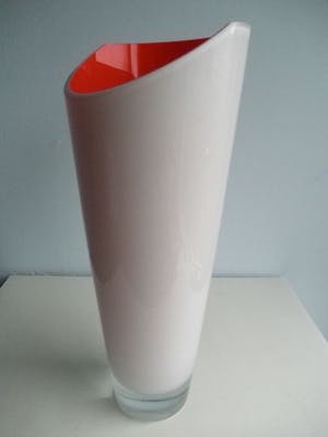 Carina Riezebos - Vaas 'Batman' kopen? Bied vanaf 65!