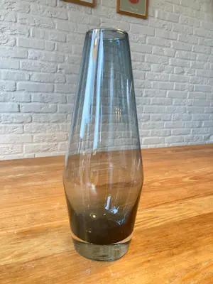 Tamara Aladin - Riihimaki Riihimaen Lasi Oy Glazen vaas Door Tamara Aladin, 1960 kopen? Bied vanaf 55!