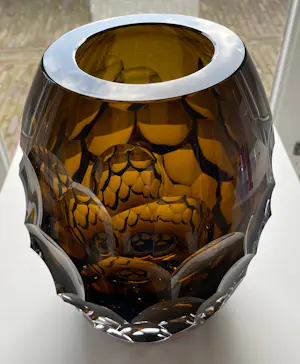 Petr Karizek - Unique XL glasobject “ BEEHIVE “ van Petr Karizek kopen? Bied vanaf 390!