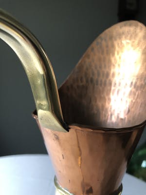 Niet of onleesbaar gesigneerd - koperen vaas Ville de Dinant kopen? Bied vanaf 1!
