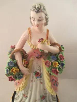 Real Fabbrica Capodimonte - Handgeschilderde figuurtje 30 cm! kopen? Bied vanaf 50!