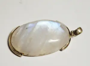 Nieuwe 925 zilveren hanger met prachtige regenboog maansteen kopen? Bied vanaf 70!