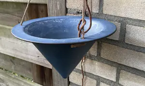 Cor Unum - Vintage Nineties plantenhanger ontwerp Theo Potmeer en Bart-Jan Reese kopen? Bied vanaf 20!